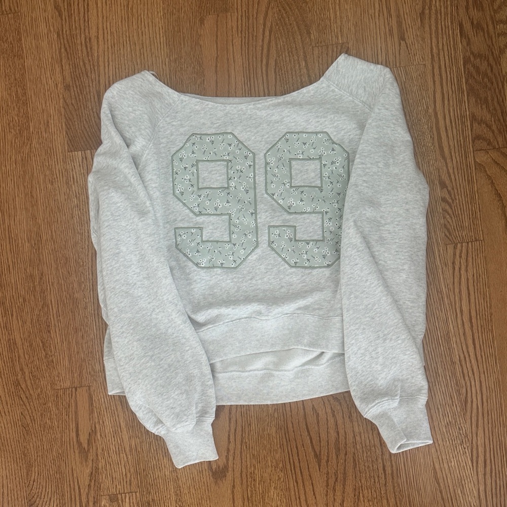 Hollister Gray Off-the-Shoulder Sweater with Number Design